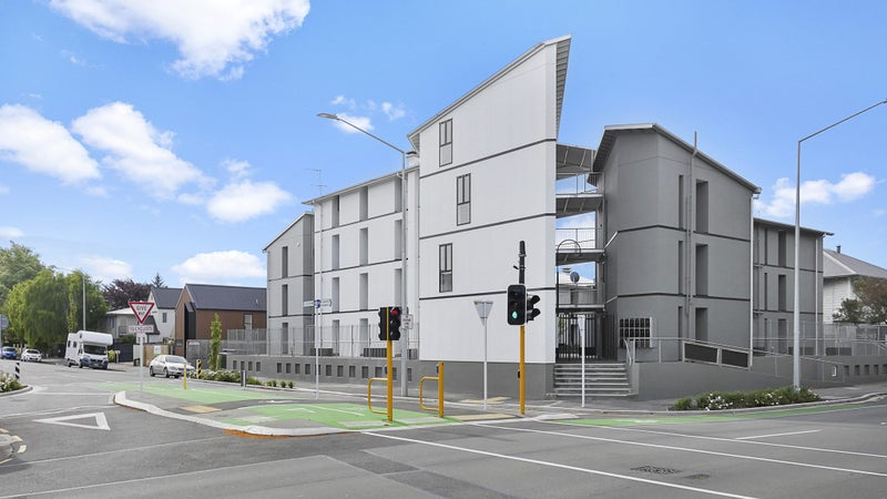 35/169 Fitzgerald Avenue, Christchurch Central, Christchurch - Carousel 2