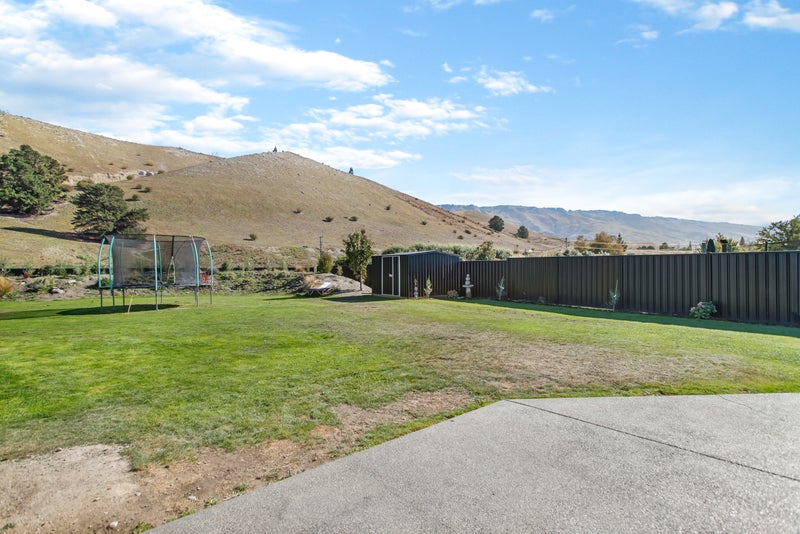 36 Perriam Place, Mount Pisa - Carousel 20