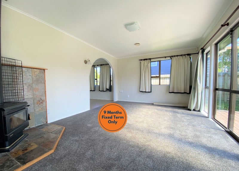 39 Oreil Avenue, West Harbour, Auckland - Carousel 1