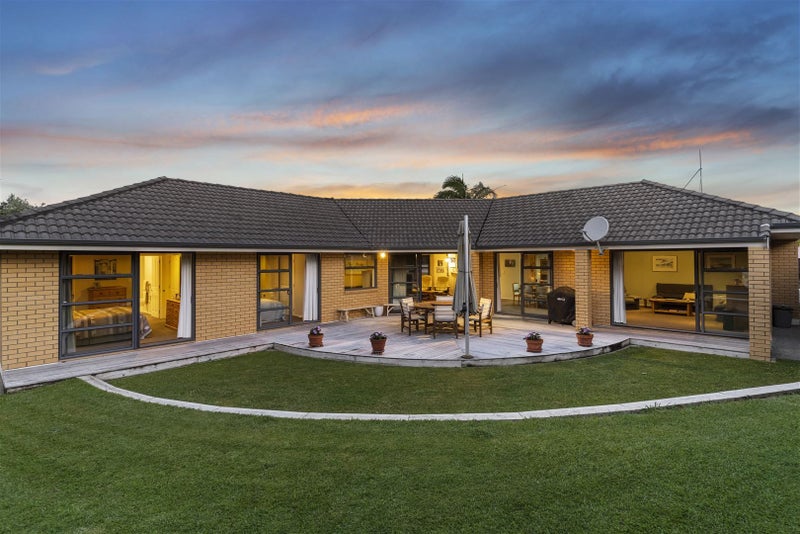 9 Widdison Place, Albany, Auckland - Carousel 2