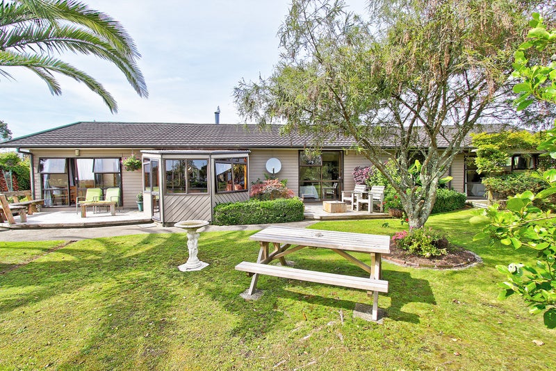 1 McIntyre Road, Carters Beach, Westport - Carousel 1