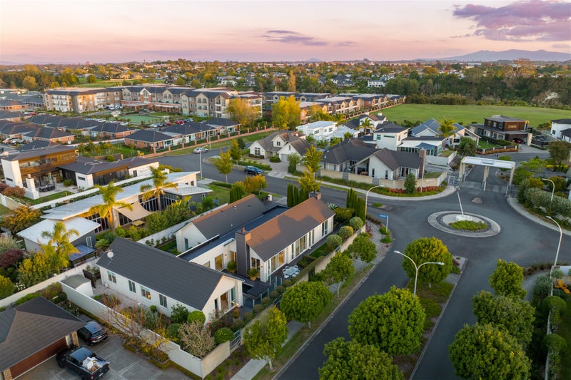 3 Featherstone Drive, Flagstaff, Hamilton - Carousel 28