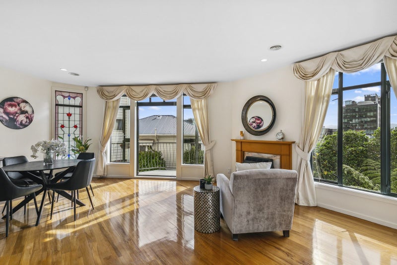 3/67 Bolton Street, Kelburn, Wellington - Carousel 2
