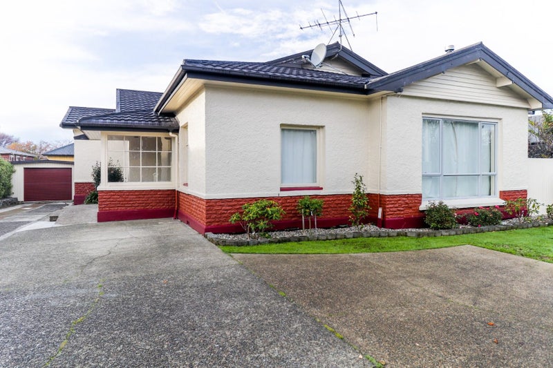 11 Queens Drive, Richmond, Invercargill - Carousel 1