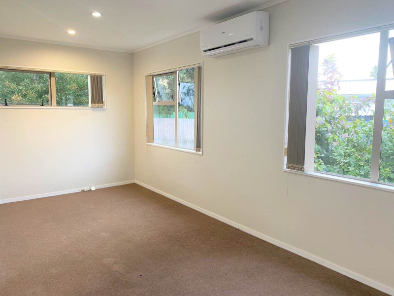 3 Greenmeadows Avenue, Manurewa East, Auckland - Carousel 2