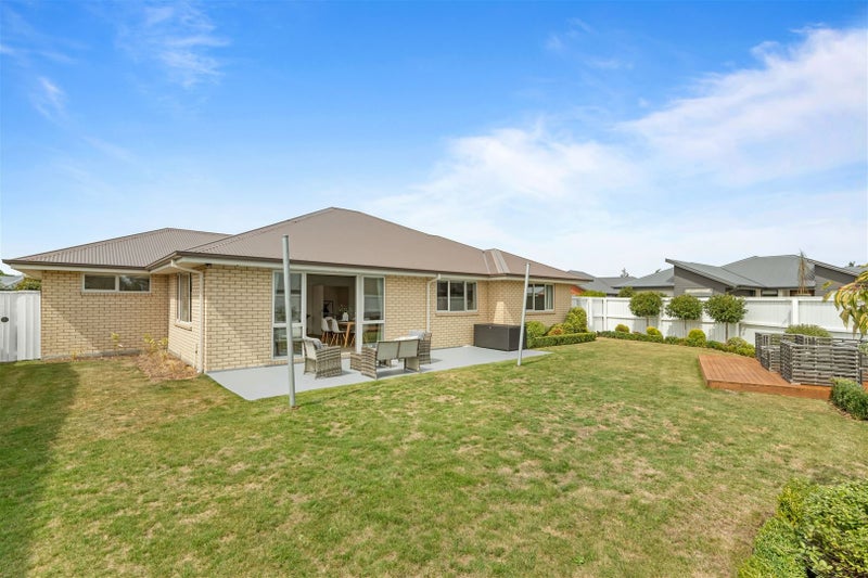 4 Ambrosia Lane, Aidanfield, Christchurch - Carousel 2