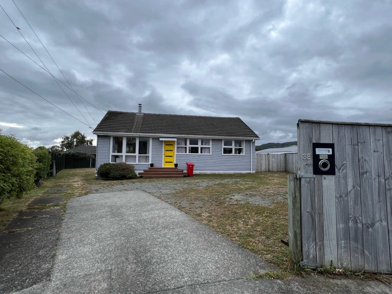 38 Ngata Grove, Trentham, Upper Hutt - Carousel 21