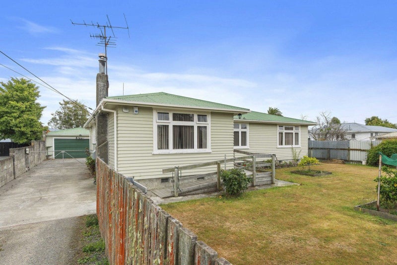 8 Solway Street, Solway, Masterton - Carousel 2