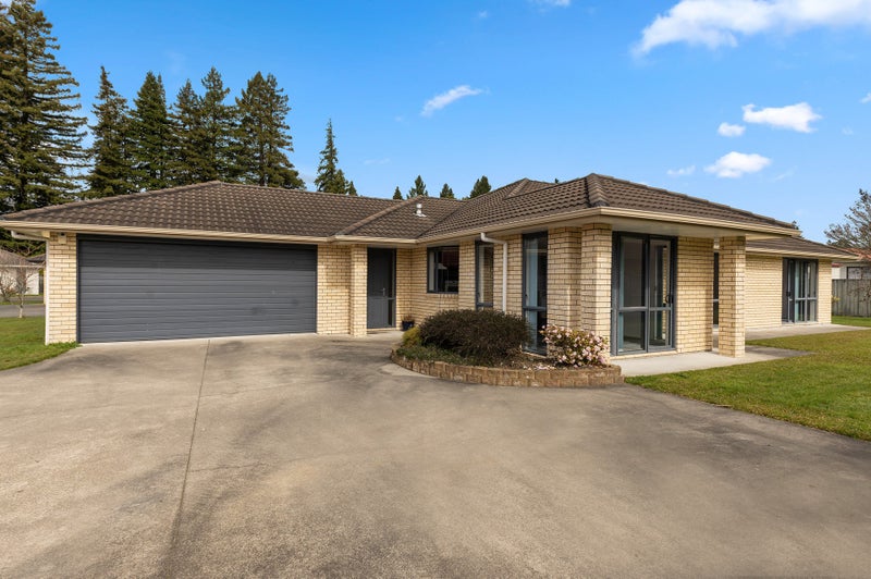 32 Riverholm Drive, Mangakakahi, Rotorua - Carousel 1