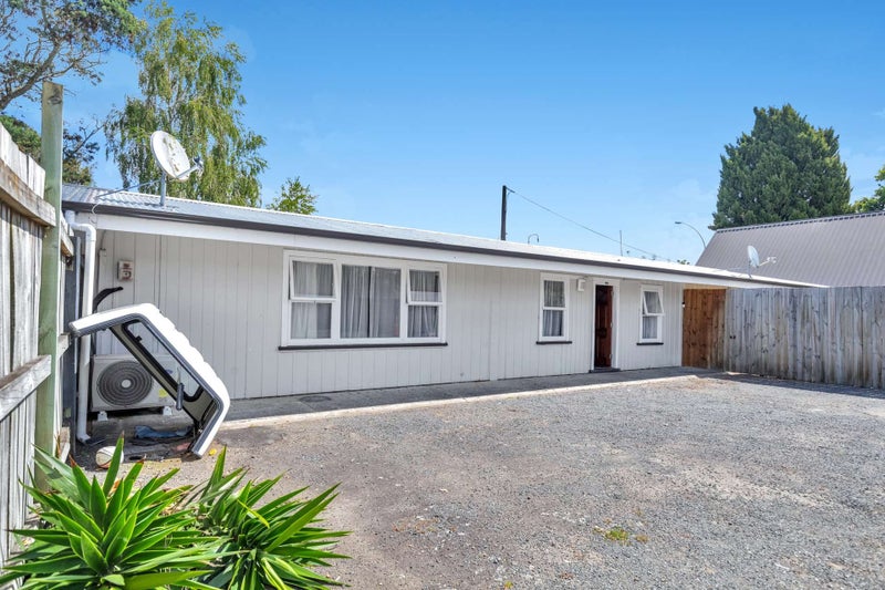 361A Cambridge Road, Hillcrest, Hamilton - Carousel 1