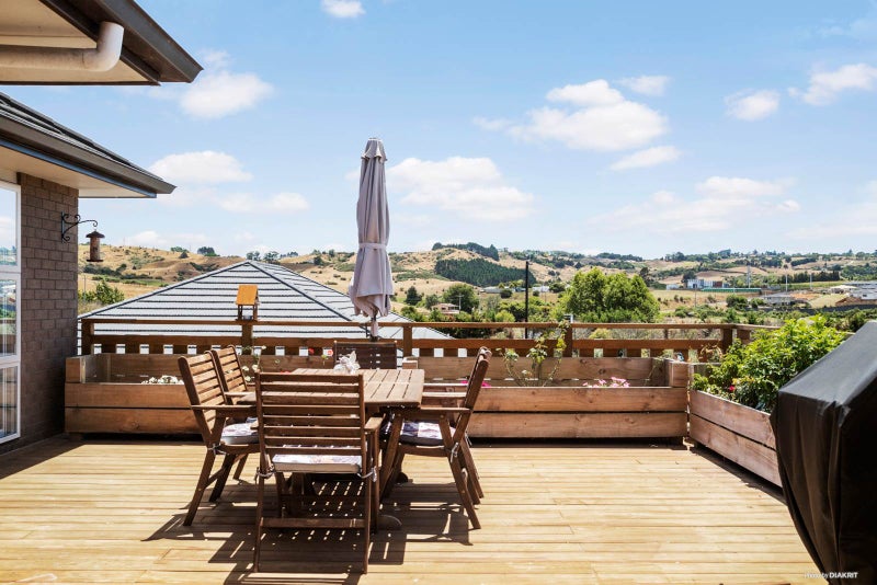 1 Harry Richards Way, Pokeno - Carousel 1