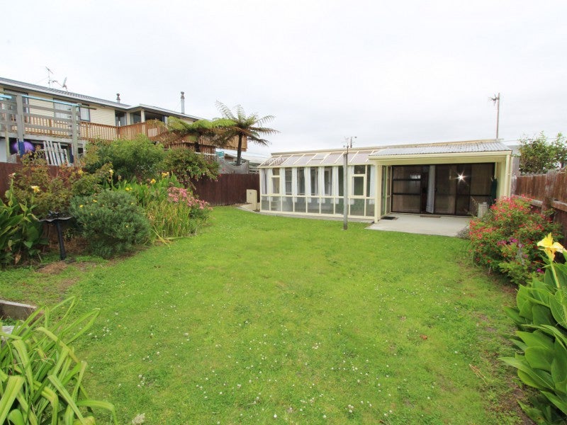 6A Tireti Road, Titahi Bay, Porirua - Carousel 2