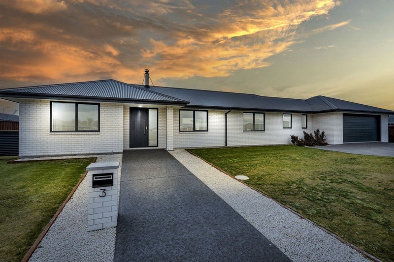 3 Merino Crescent, Amberley, Amberley - Carousel 1