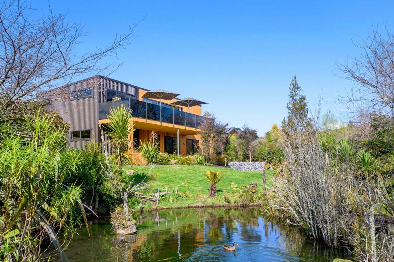 28 Bullmore Place, Pukehangi, Rotorua - Carousel 1