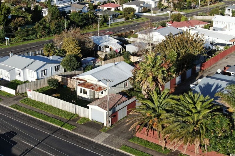 94 Kenny Street, Waihi, Waihi - Carousel 1