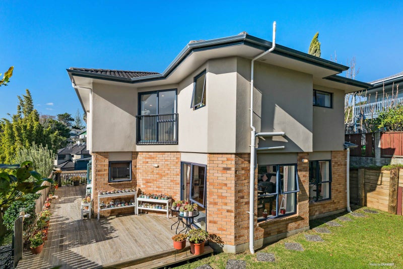 116 Halsey Drive, Lynfield, Auckland - Carousel 2