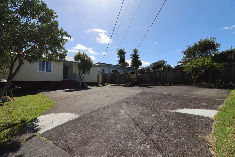 1/41 Pomaria Road, Henderson, Auckland - Carousel 20