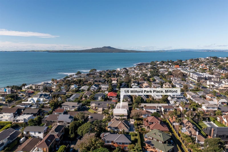 1/6 Milford Park Place, Milford, Auckland - Carousel 2