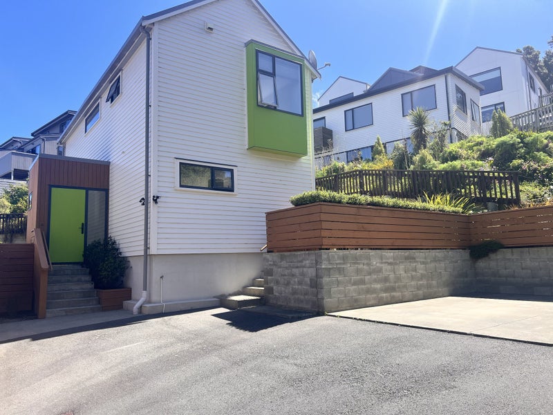 15/22 Booth Street, Miramar, Wellington - Carousel 1
