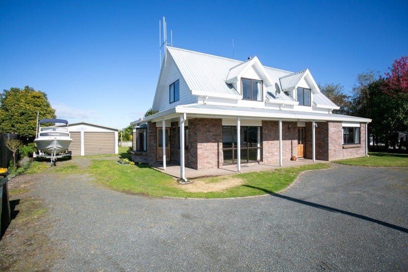 16 Arnold Street, Leamington, Cambridge - Carousel 1