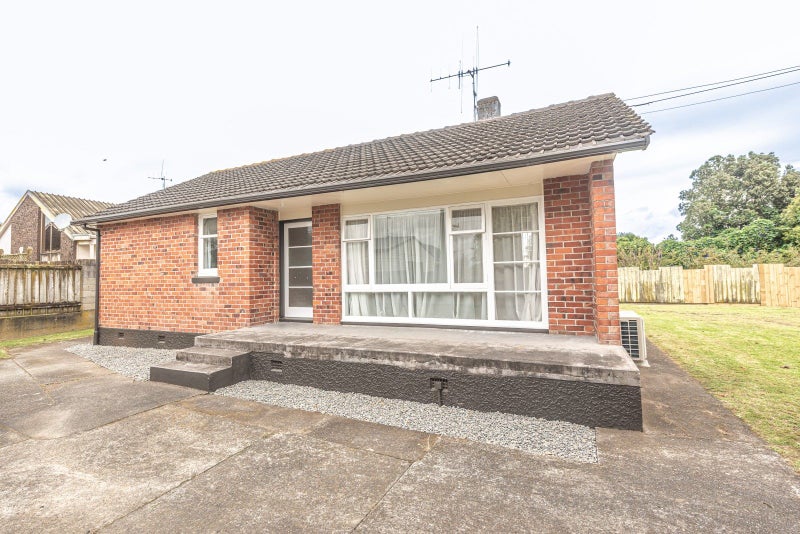 39 Fitzherbert Avenue, Springvale, Whanganui - Carousel 1