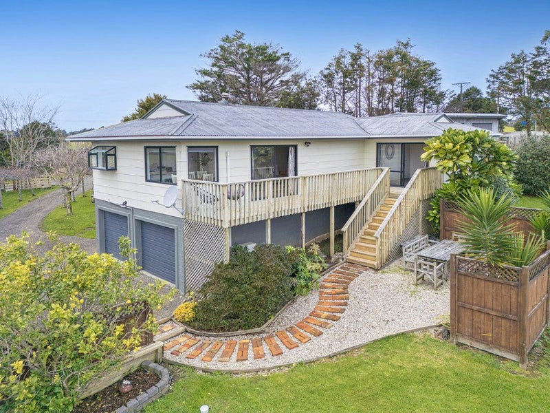 5 Onewhero Road, Warkworth - Carousel 1