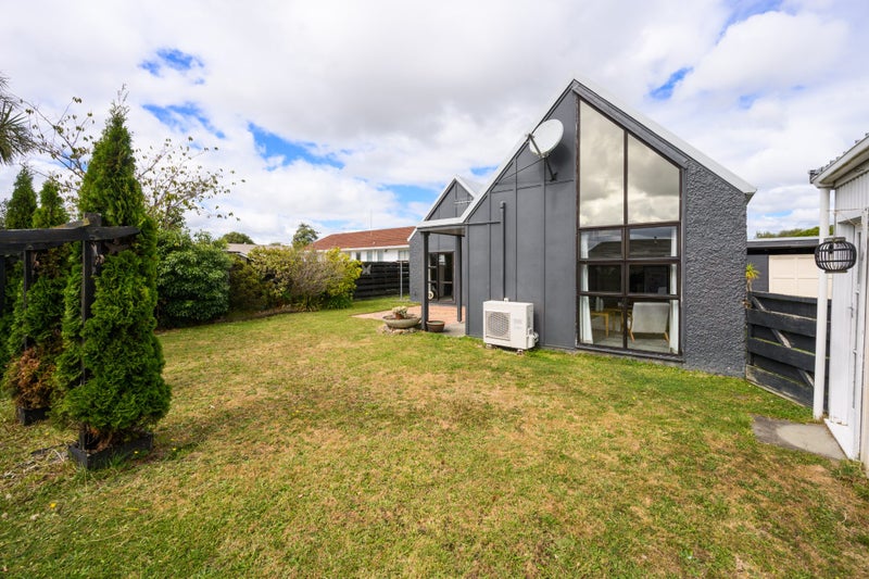 9 Palliser Place, Milson, Palmerston North - Carousel 26
