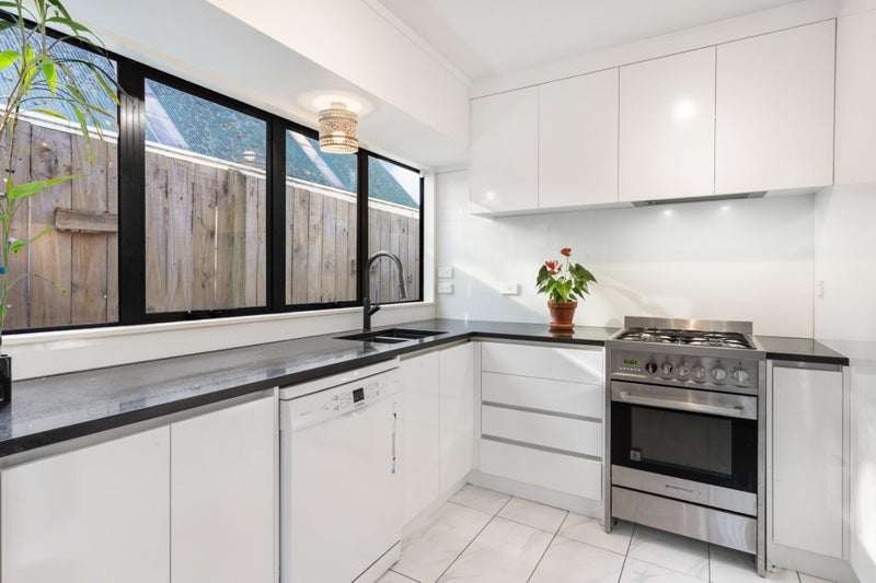 69A Rockfield Road, Penrose, Auckland - Carousel 2