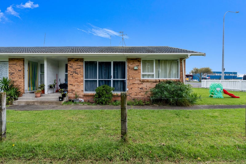 302 Rosebank Road, Avondale, Auckland - Carousel 2