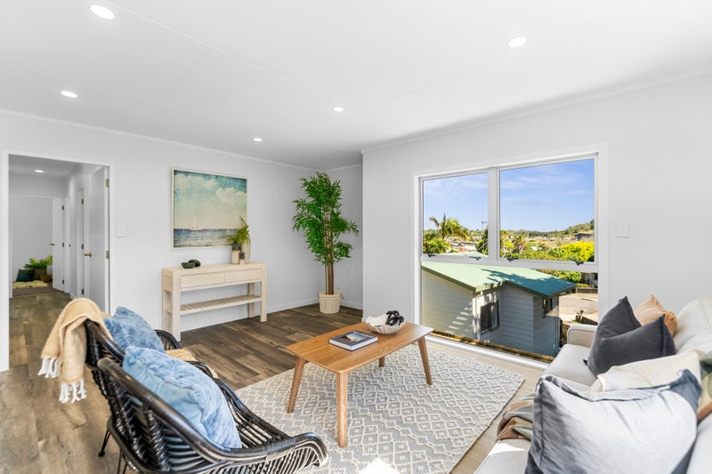 12 Luke Street, Brookfield, Tauranga - Carousel 2