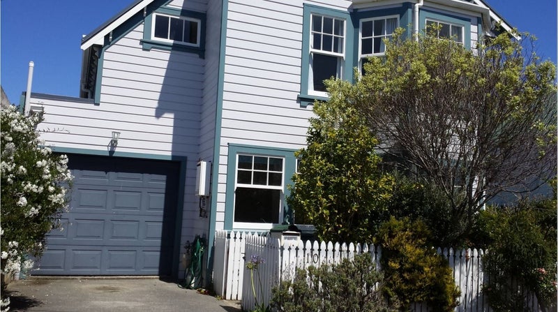 10 Somerset Avenue, Newtown, Wellington - Carousel 1