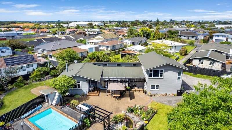 18 Springvale Road, Springvale, Whanganui - Carousel 1