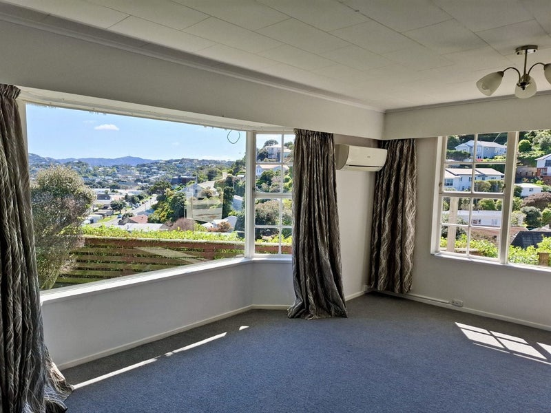 14 Madison Place, Miramar, Wellington - Carousel 2