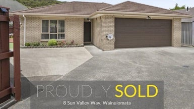 8 Sun Valley Way, Wainuiomata, Lower Hutt - Carousel 1