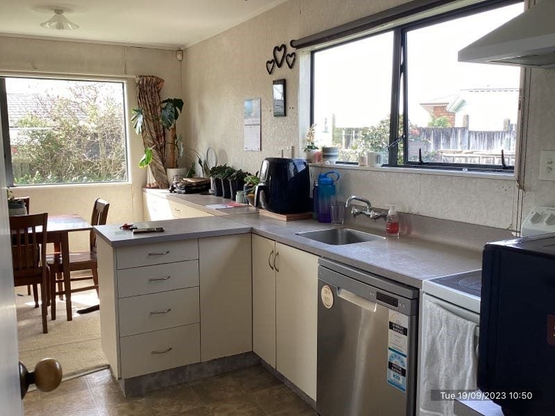 142B Parklands Avenue, Bell Block, New Plymouth - Carousel 2