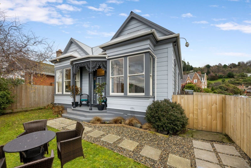 1 Lisburn Avenue, Caversham, Dunedin - Carousel 1