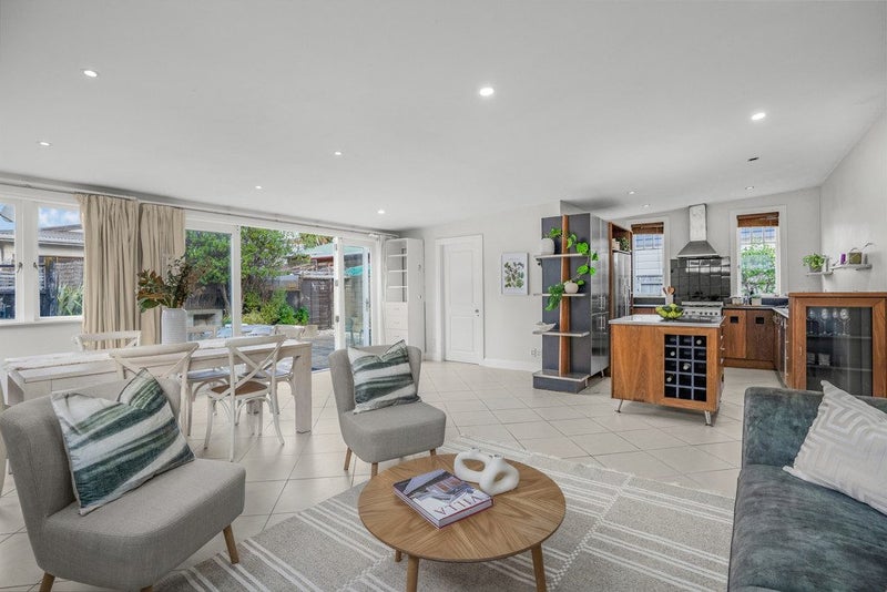 30 Nelson Street, Petone, Lower Hutt - Carousel 1