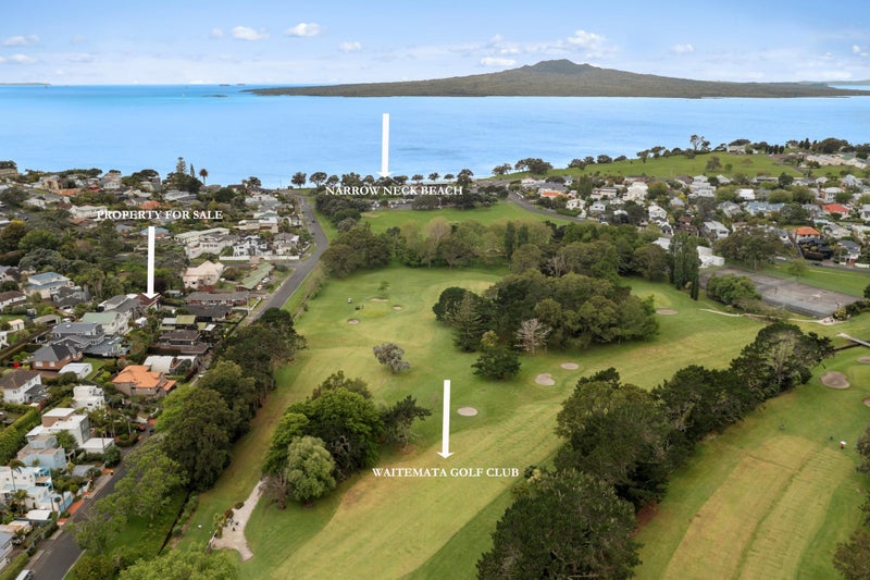 2/26 Seabreeze Road, Narrow Neck, Auckland - Carousel 2