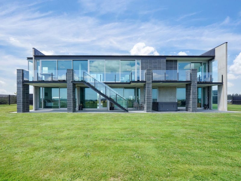 89 Sunrise Drive, Seaward Bush, Invercargill - Carousel 1