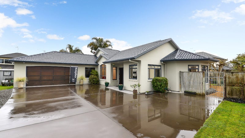 12 Castlewold Place, Huntington, Hamilton - Carousel 1