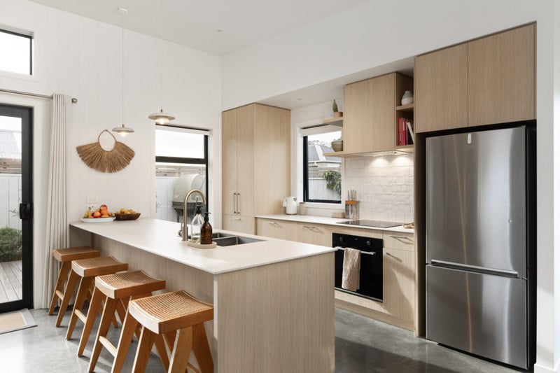 8 Hooper Street, Tamarau, Gisborne - Carousel 2