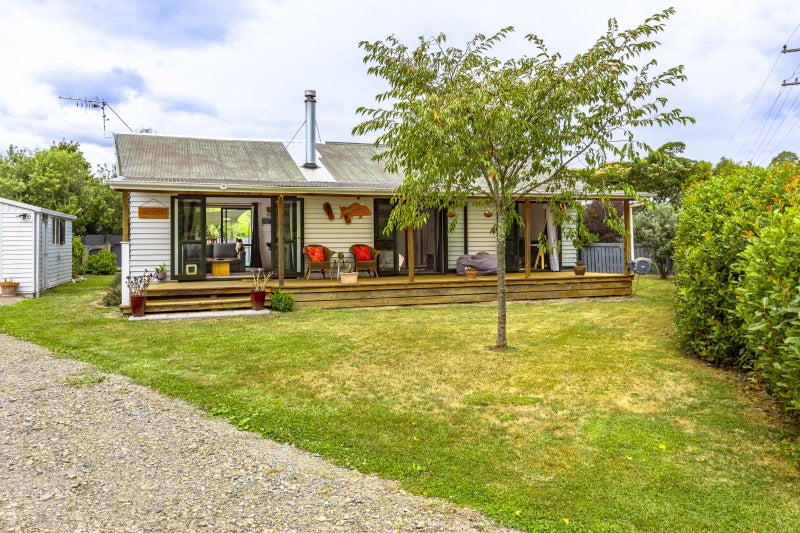 37 Rochfort Street, Otane - Carousel 13