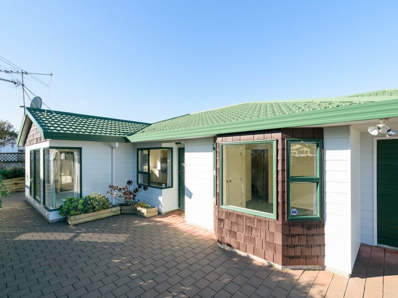 49A Rotherham Terrace, Miramar, Wellington - Carousel 1
