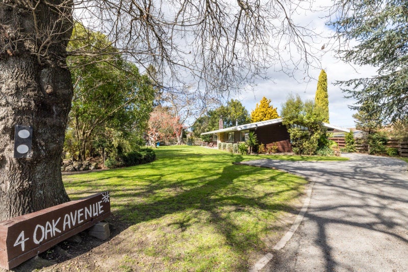 4 Ormond Road, Twyford - Carousel 1