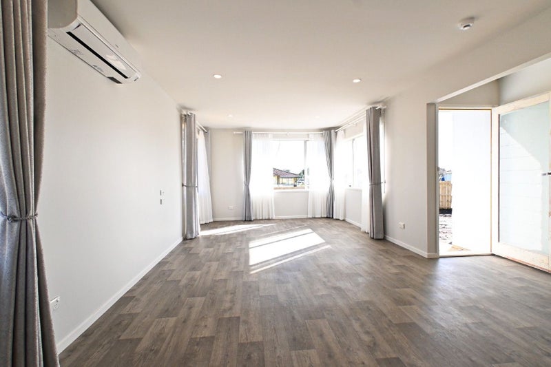 2 Flinders Place, Otara, Auckland - Carousel 1