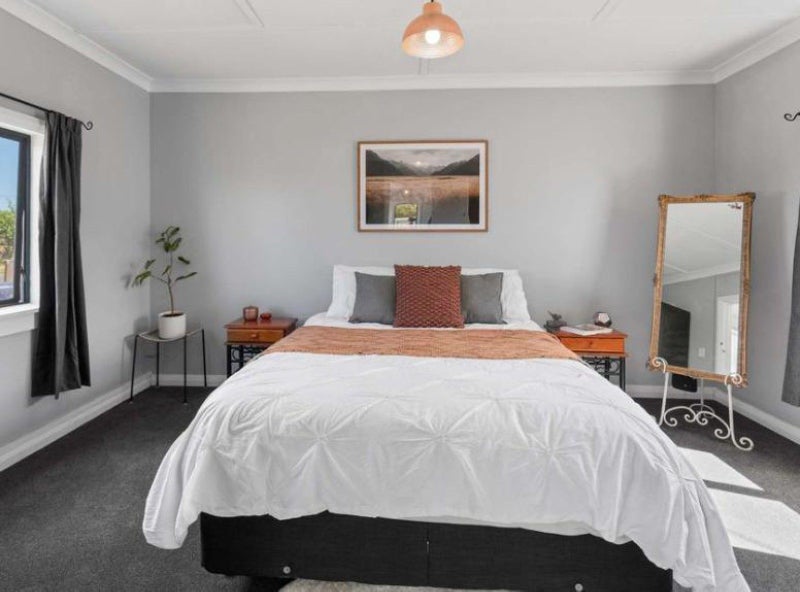 18 Puriri Street, Gonville, Whanganui - Carousel 2
