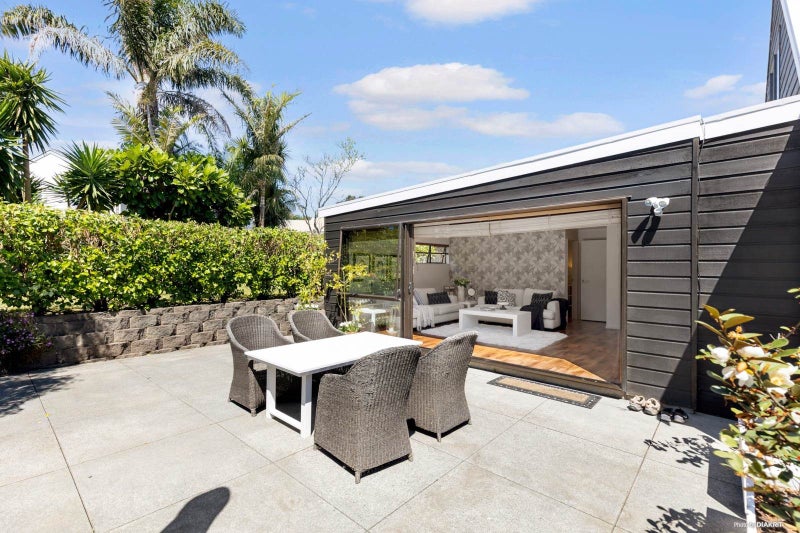 15 Centorian Drive, Windsor Park, Auckland - Carousel 16