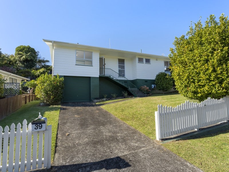 39 Tavistock Street, Westown, New Plymouth - Carousel 2