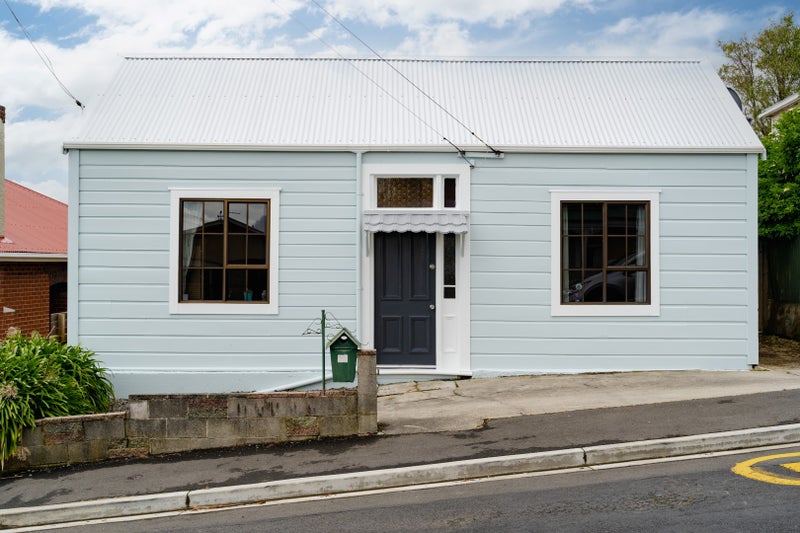22 Peel Street, Mornington, Dunedin - Carousel 1