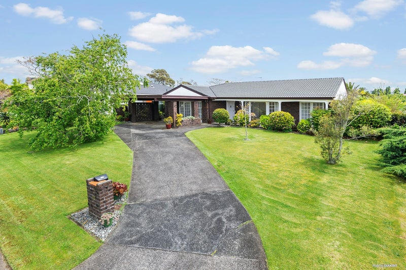 10 Serrita Avenue, Sunnyhills, Auckland - Carousel 1